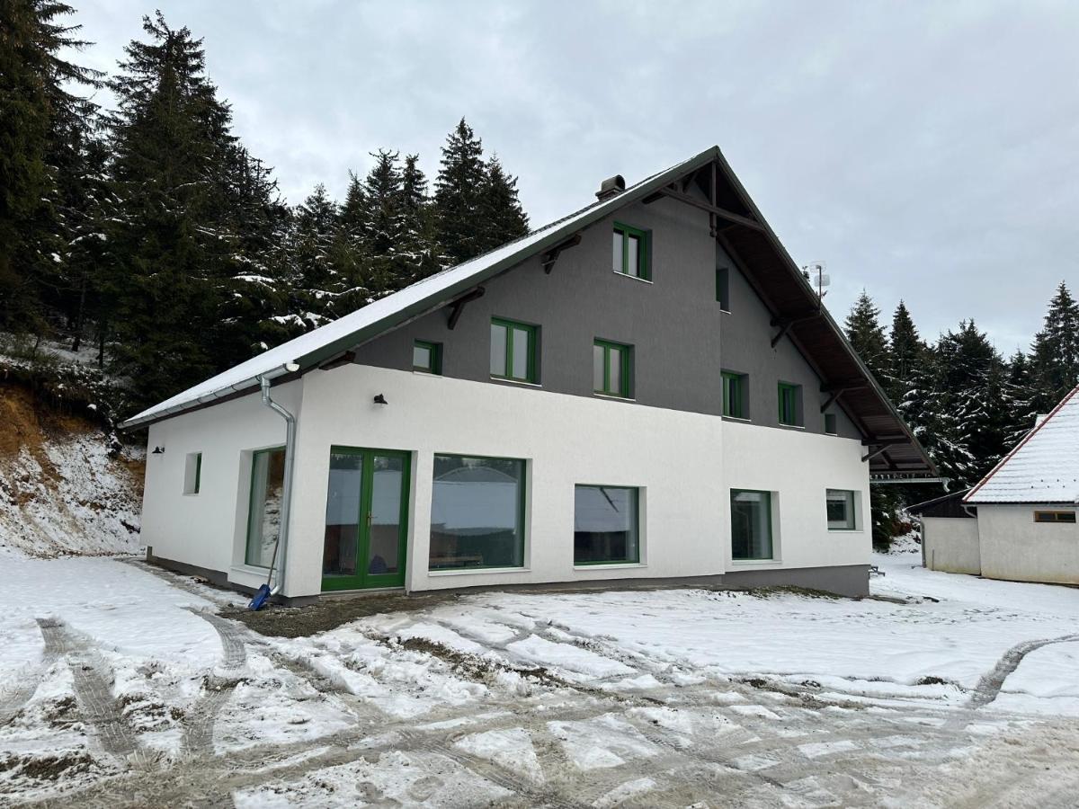 Madarasi Sportbazis Capilnita Exterior foto
